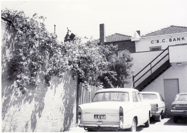 Photograph, Bank Whitehorse Road Mitcham, 1/09/1976 12:00:00 AM
