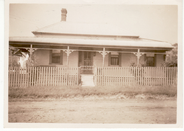 Black and white photo of Christie House C.1912-1913