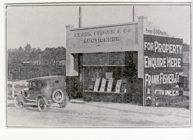 Black and white photo of Frank Fisher's Auction Rooms, Blackburn Railway Station in 1928.  Now 