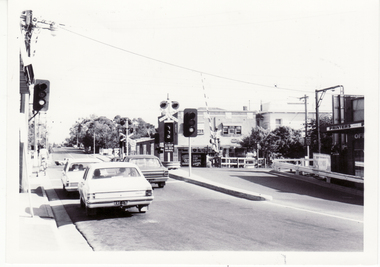 Black and white photo of Blackburn Road looking south in 1977.