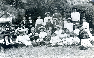 Photograph, Sunday School Picnic, 17/01/1907 12:00:00 AM