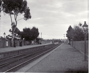 Black & white photo of Blackburn Railway Station in 1918.