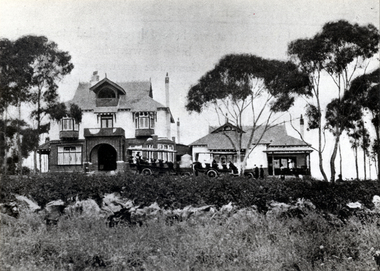 Adult Deaf Society home for the Superintendent and Men's Wing.  Built 1909, demolished 1972.|Note the two Charabancs in front (c1909)