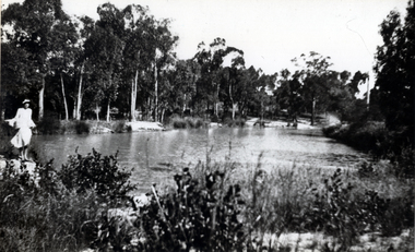 Photograph - B;ack and white photograph, Old Dam - Corner of Blackburn and Canterbury Road Blackburn, c. 1922