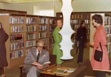 Photograph, Opening of Nunawading Library