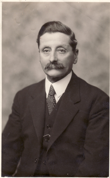 Black and white photo of H.T. Bishop, J.P. Shire Secretary of Blackburn and Mitcham 1925.