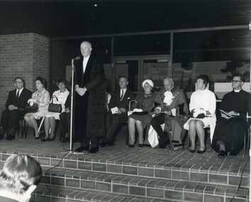 Photograph, Opening of Nunawading Civic Centre