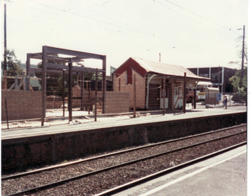 Photograph, Mitcham Railway Station, 01/07/1988