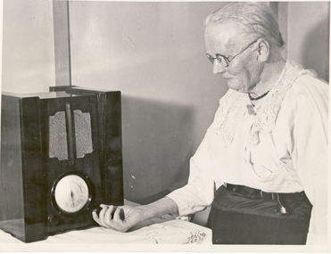 Black and white photo of Nurse Maggs, a healer of pioneers of the Mitcham - Ringwood - Croydon districts. 