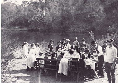Black and white photo of Picnic Party at Blackburn Lake, c1918.