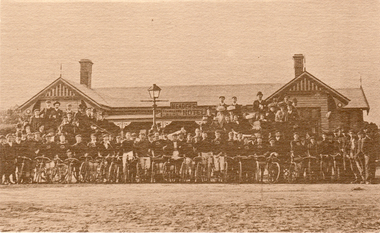 lack and white Postcard and large photograph of Entrants in 1909 Annual Kew Flyer Road Race outside Travellers' Rest Hotel, Blackburn.