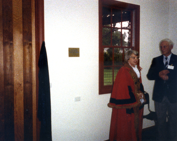 Photograph, President Bill Gray and Mayor of Nunawading, Cr. Valda Arrowsmith, 14/07/1988 12:00:00 AM