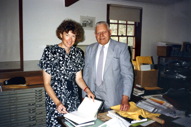 Photograph, Diane Sydenham and Harold Bakes, 1990