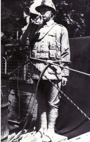 Photograph, War Memorial Statue, 1989