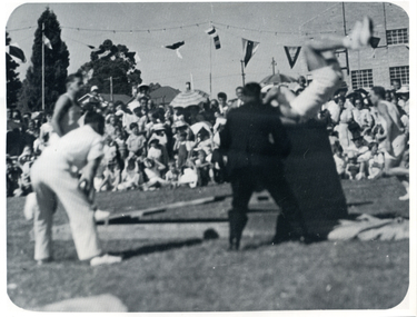Photograph, Nunawading Youth Club at Nunawading Leisure Centre