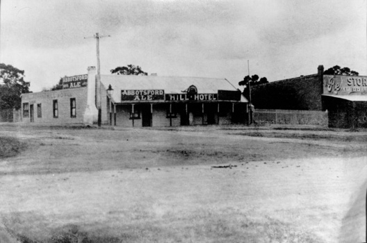 Black and white Photo of Hill Hotel