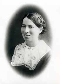 Photograph, Daisy Campbell