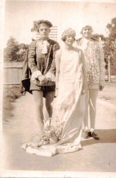 Black and white photo of Queen Carnival, Memorial Hall, Mitcham in 1928. 
