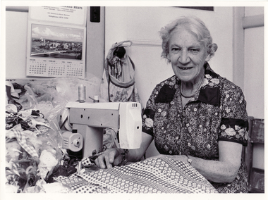 Photograph, Edith Bryant
