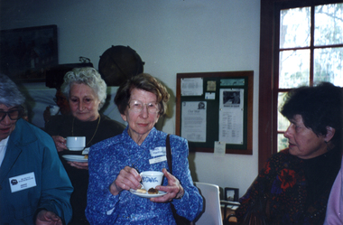 Photograph, Members of Nunawading Historical Society at 30th Anniversary, 14/10/1995 12:00:00 AM