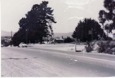 Photograph, Whitehorse and Heatherdale Roads