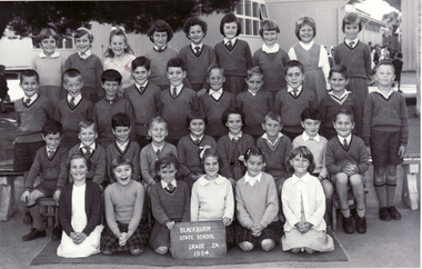 Black and white photo of Grade 2A at Blackburn State School