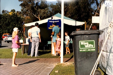 Coloured photo of Preparations for Australia Day.