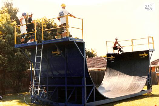 Coloured photo of Mobile Skate Board Ramp