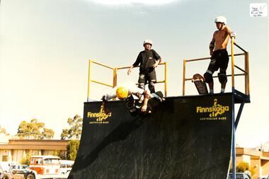 Coloured photo of Mobile Skate Board Ramp.