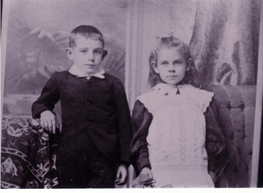 Black and white copy of Johann & Maria Elizabeth, children of Johann August & Maria Wilhelmina Schwerkolt.