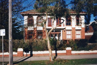 Photograph, Front of former Municipal Chambers, Nunawading, 1/06/1997 12:00:00 AM