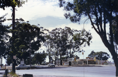 Shell Service Station (since replaced by Convenience Store) on corner of Boronia & Canterbury Roads, Vermont