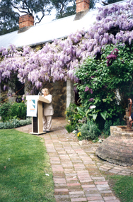 President of the Valley of the Arts Committee speaking at the launch of the Valley of the Arts Tourists Map at Schwerkolt Cottage