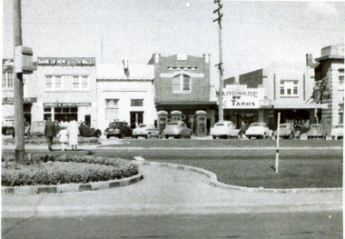 Mitcham Shopping Centre in Whitehorse Road looking towards Mitcham Post Office in the 1950s.