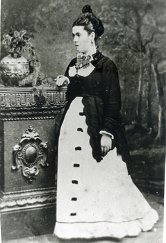 Jane Maggs, mother of Amy Cook