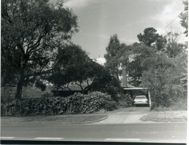 Exterior of 11 Deep Creek Road, Mitcham.