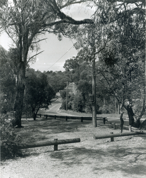 View looking North along Deep Creek Road, Mitcham, taken from Car Park of Schwerkolt Cottage