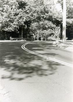 Looking West along Forster Street, Mitcham.