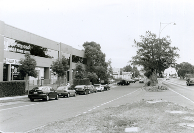 Whitehorse Road looking West wards towards corner of Mitcham Road - along service road in Whitehorse Road. 