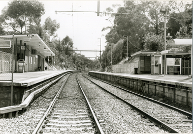 Heatherdale Railway Station, viewed from the Heatherdale Rail Crossing.
