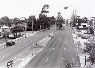 Whitehorse Road, Blackburn looking east. Taken from Pedestrian Overpass.