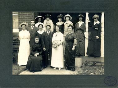 Matheson family group outside 'Strathdon ' their original home in Springfield Road, Forest Hill.