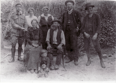 Black and white photograph of Schwerkolt family group. 