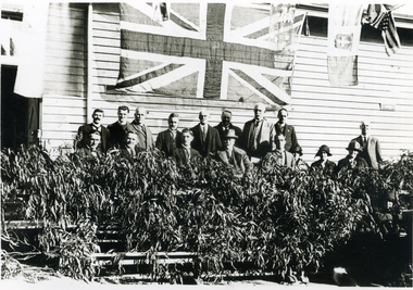 Black and white photo of Mitcham State School decorated to welcome home Servicemen from the 1914-1918 War.