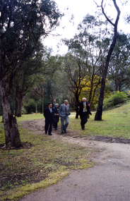 Photograph, Governor's Visit to Schwerkolt Cottage, 9/09/2002 12:00:00 AM