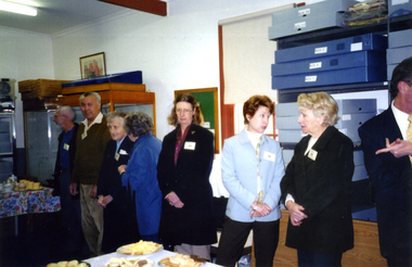 Photograph, Governor's Visit to Schwerkolt Cottage, 9/09/2002 12:00:00 AM