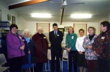 Photograph, Governor's Visit to Schwerkolt Cottage, 9/09/2002 12:00:00 AM