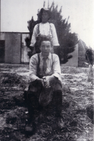 Black and white photograph of Fred and Cecil Collier.