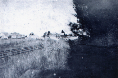 Black and white photograph of Tunstall and the Tunstall Gatehouse in Springvale Road, near the Tunstall Station.