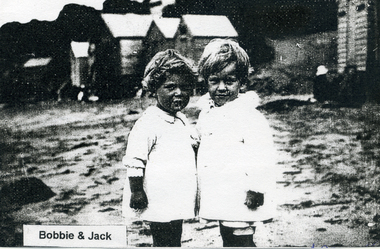 Photograph, Thomas Richards Burrowes Morton Family Group